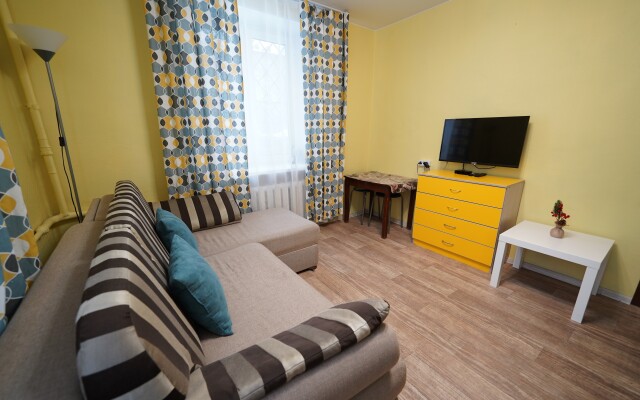 Na Rashetova VPiter Na Sutki Apartments