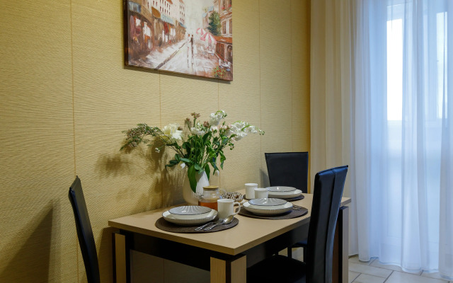 Апартаменты на Революционной 4