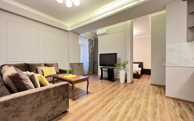 New Bld-Malibu Park-Byuzand- 15th Floor Apartments