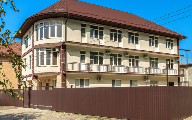Zvyozdny Guest House