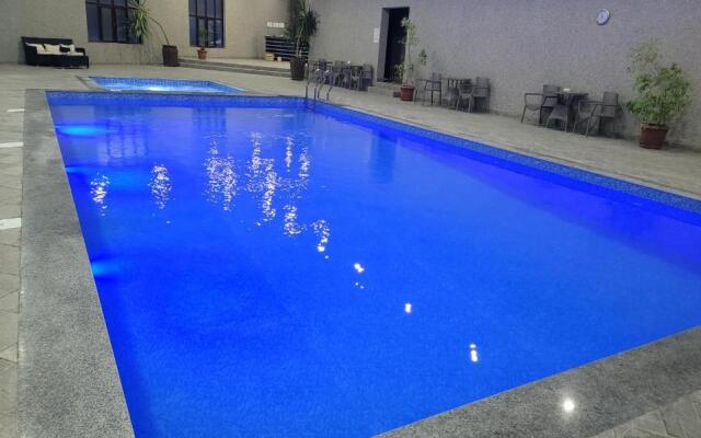 Ani Resort
