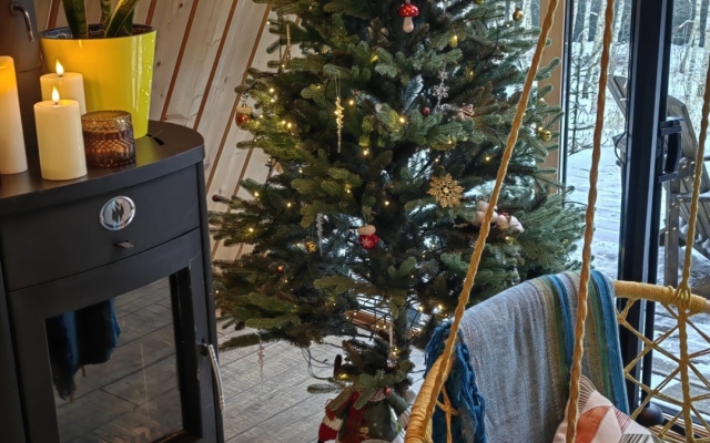 Частный Дом О, Дни в Лесу