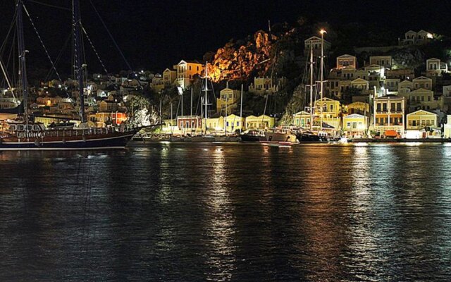 Symi Port View Apartments