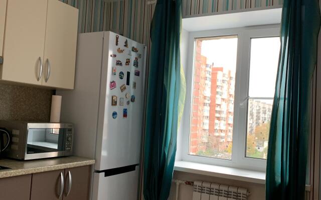 Апартаменты на Проспекте Ветеранов 114/1