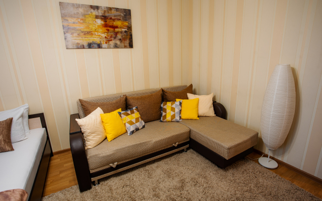 Na Prospekte Lenina 112 Apartments