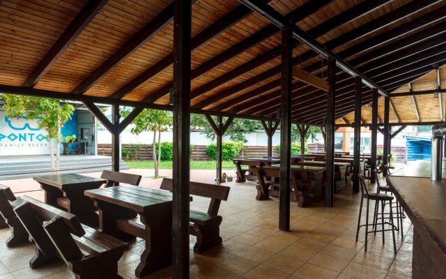 Pontos Family Resort Zarya Recreation camp