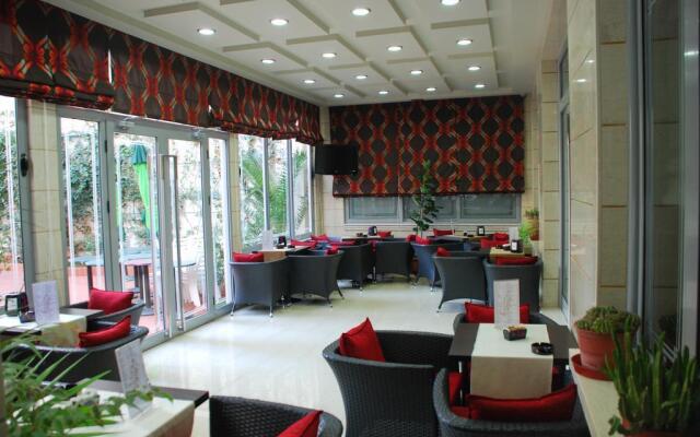 Comfort Hotel