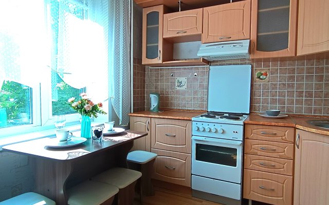 100 Nochey Na Partizanskoy 146 Apartments