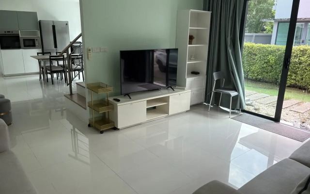 Taunkhaus V Rayone Bang-Tao Private House
