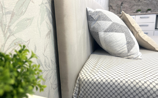 Студия Недалеко от Центра