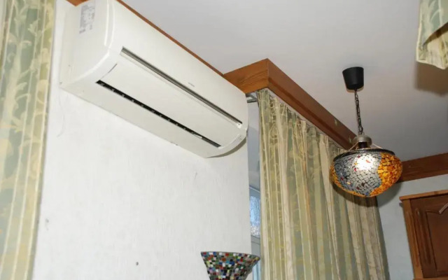 Апартаменты Akademicheskaya Lux