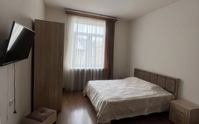 Apartment In North Avenu Apartments