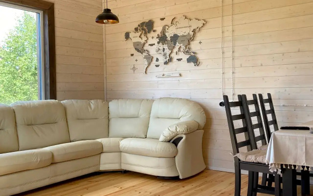 Khizhina U Ozera Guest house