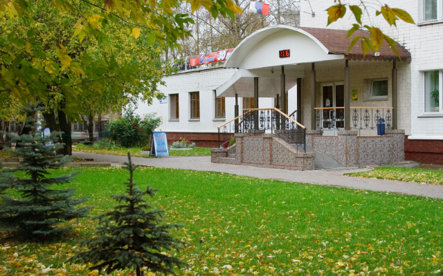 Sputnik Hotel