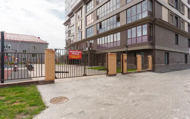 Na Dmitriya Shamshurina 29 Flat