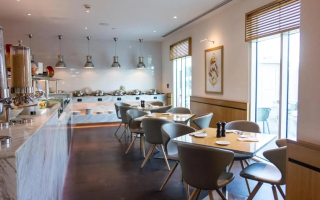 Premier Inn Dubai Investment Park Hotel - Image 3