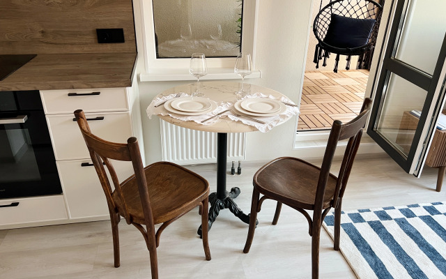 Апартаменты на Фарфоровская 7/1