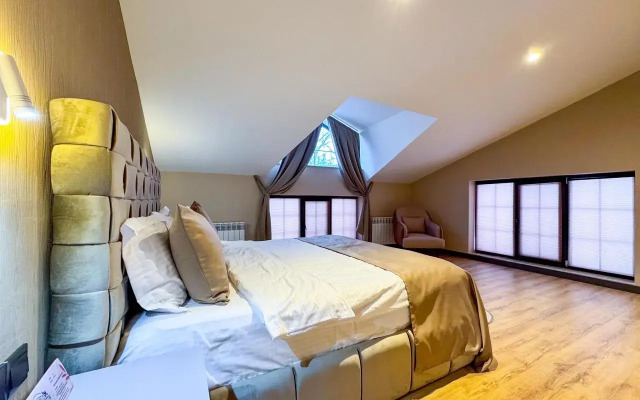 Gacha-Gooch Forest Hotel