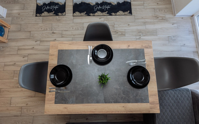 U Samogo Sinego Morya Flat