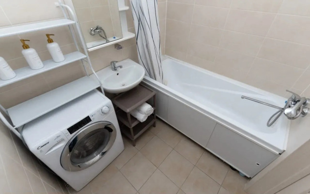 Na Ulitse Petukhova 162 Flat