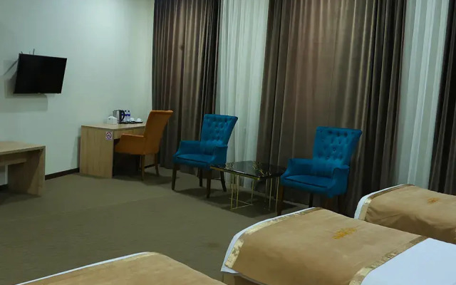 Dunyo Palace Hotel