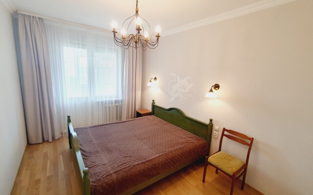 Na Pobede Apartments