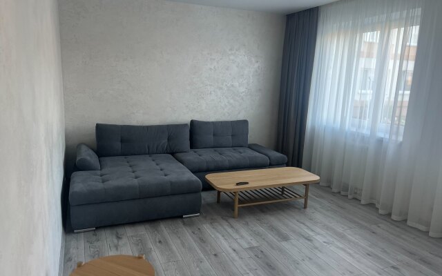 Na Fizkulturnoy Flat