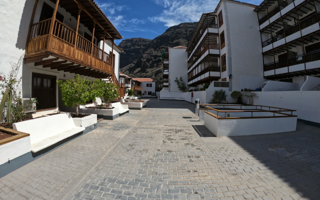 Los Gigantes Apartments