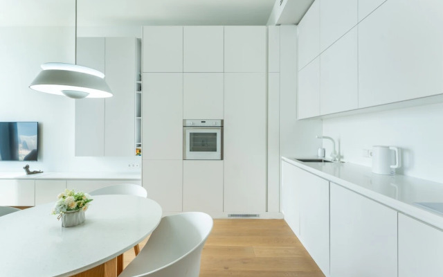 Cozy Studio with View of the Towers