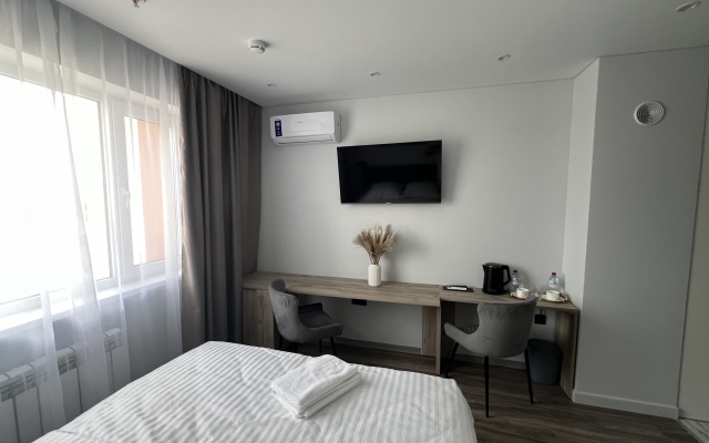 White Lucky Apart Apartments