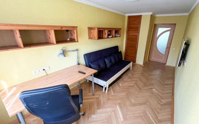 Na Ulitse Zhukovskogo 10 Flat