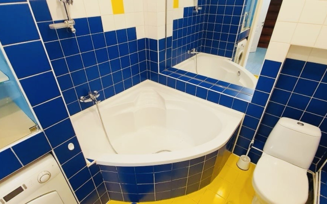 Dvukhurovnevaya V Tsentre Flat