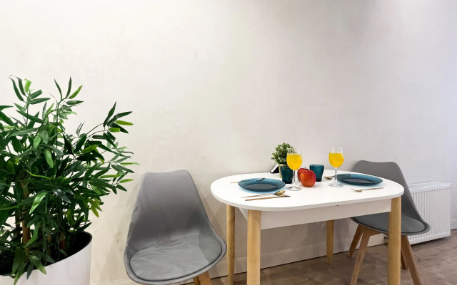 Studiya Loft Na Beregovoy 290-1 Apartments