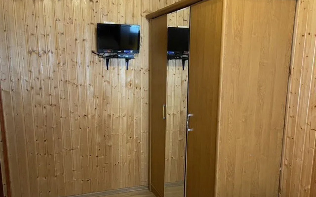 Dvukhkomnatnaya 4 Flat