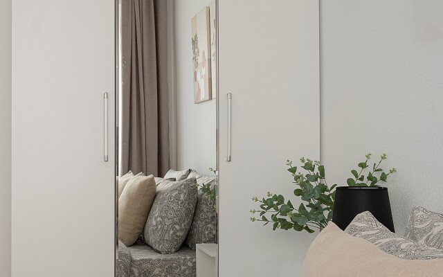 Sunny flat dlya 4 gostej Apartments