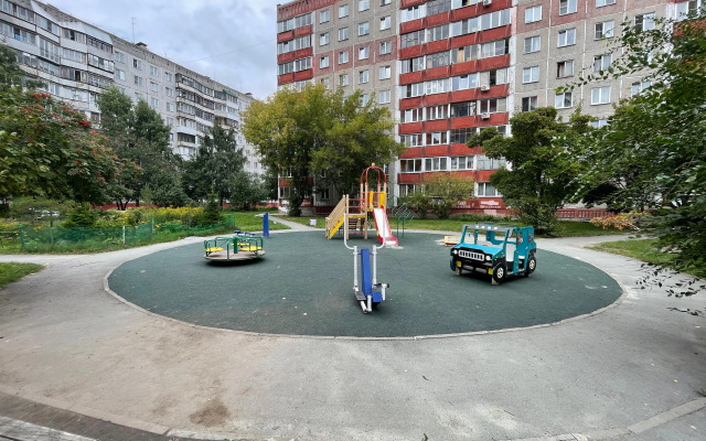 Квартира 4-х комнатная на 10-х у пляжа с озером