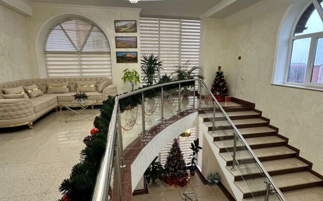 Gloria Hotel