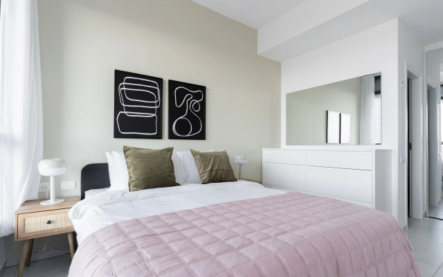 Blueground at Tzameret ID41 Apartments
