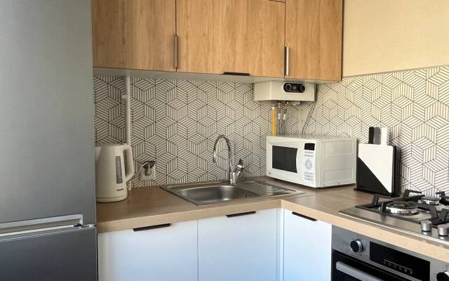 Uyutnaya 2kh Komnatnaya Ryadom S Tsentrom Goroda Flat
