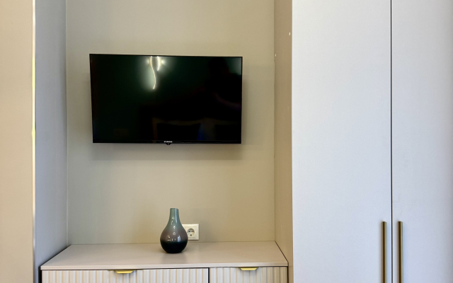 312.1 Botanicheskiy Sad Apartment
