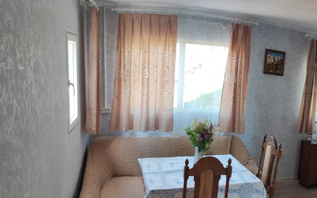 U Ozera Private house