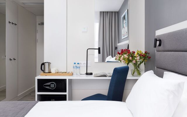 1 Art Hotel