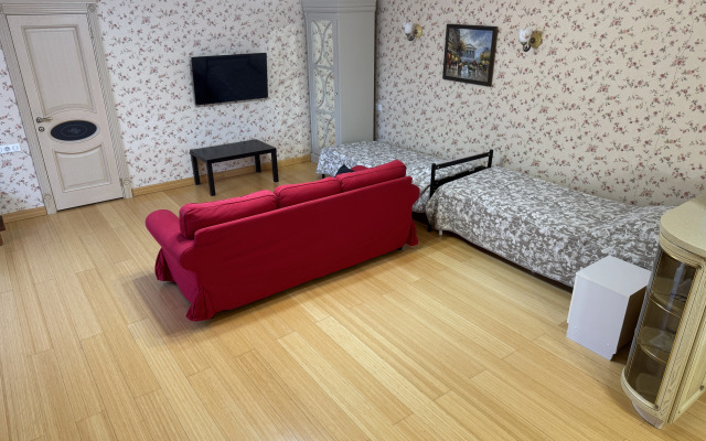 Апартаменты Дом 140 кв Мадрас