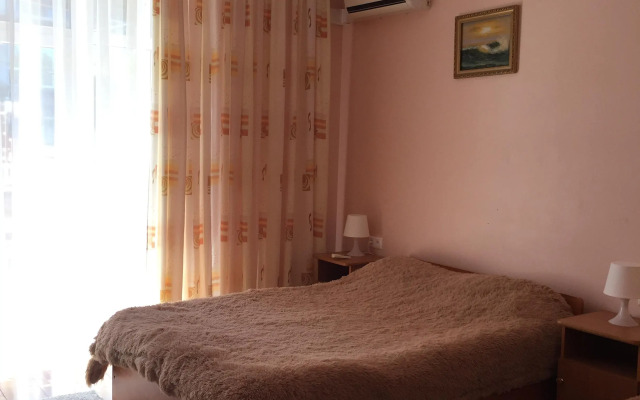 San-Mari Guest House
