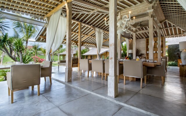 Mannao Estate Villa