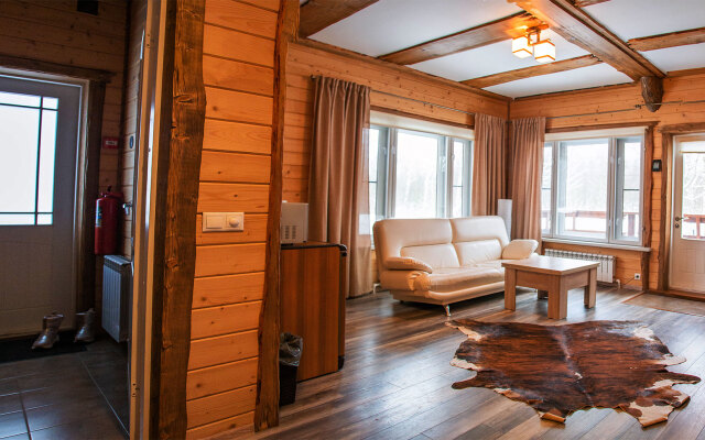 Volzhskiy fermer Guest House