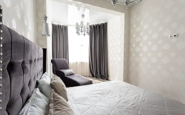 Lyuks Vmestimostyyu 8 Chelovek Apartments