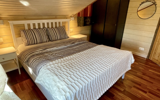 Ryadom s Igoroy Guest House
