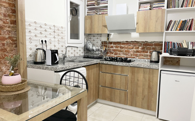 Апартаменты 2BR+2Bath entire apt with Balcony at central location