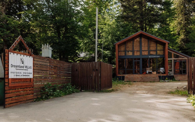 Отель Dreamland Villas